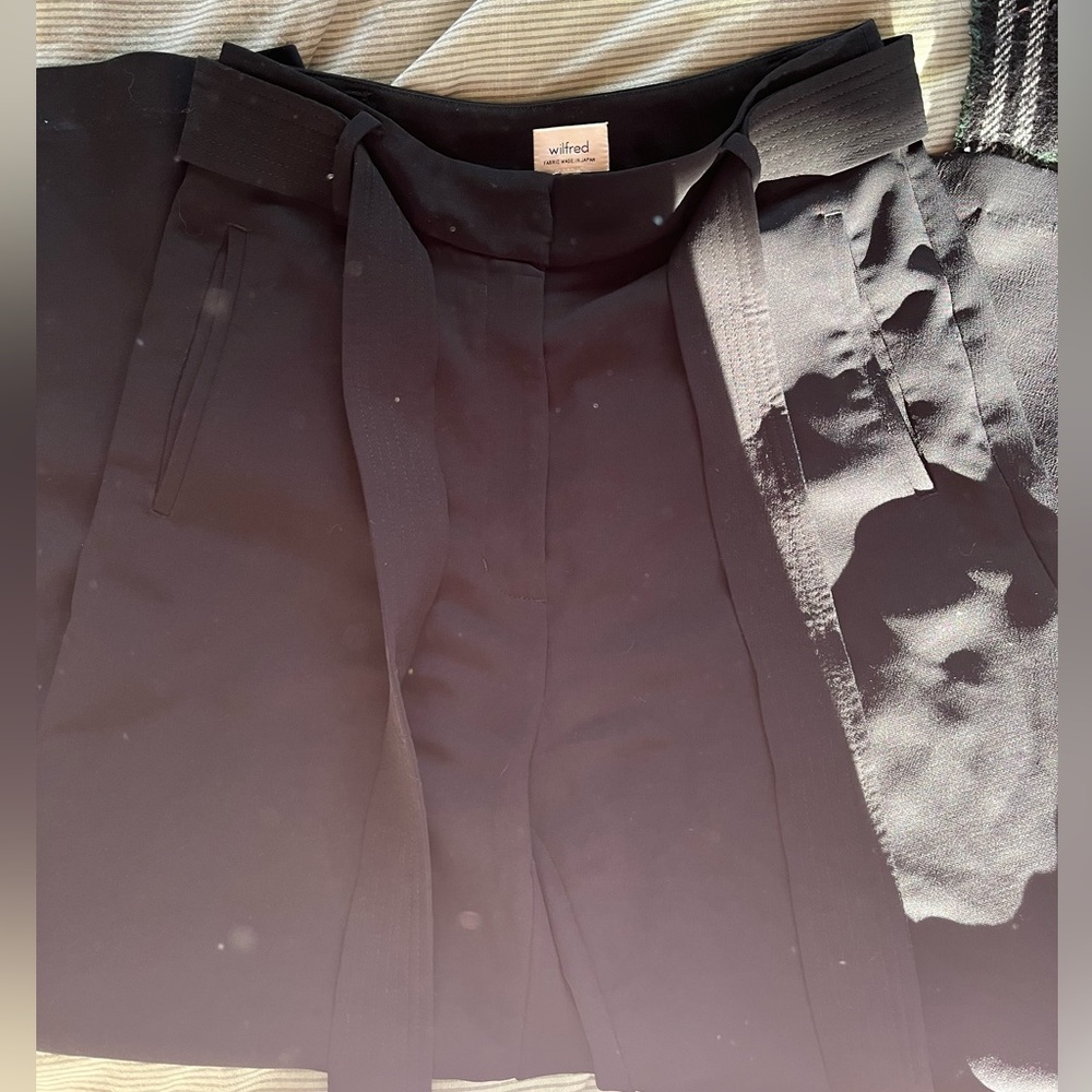 Wilfred/Aritzia Effortless Pant